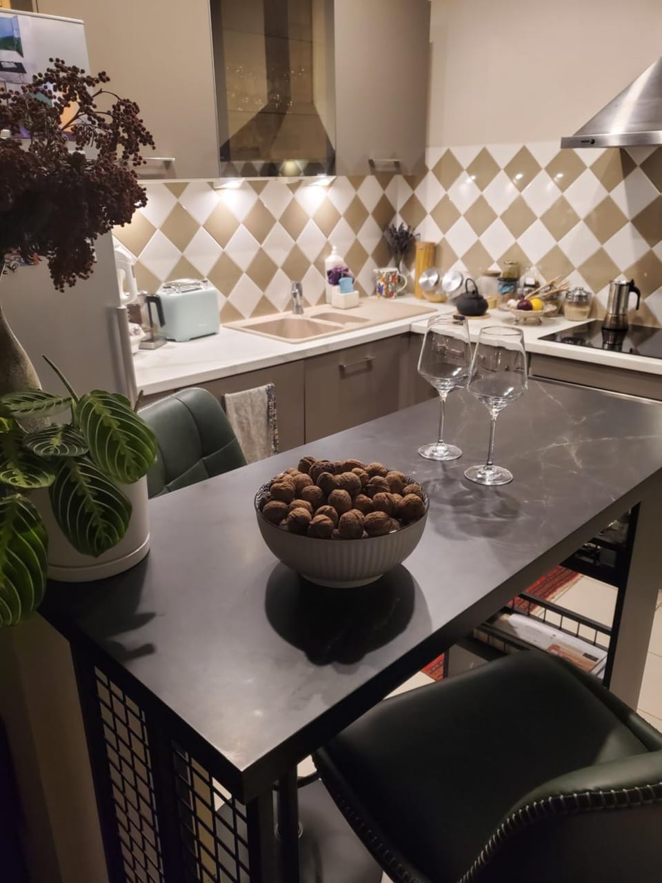 Kitchen or kitchenette, Dining area, stove, kitchen