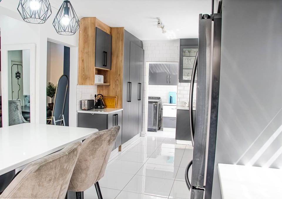 Sukoluhle Guest House Apartment in Cape Town