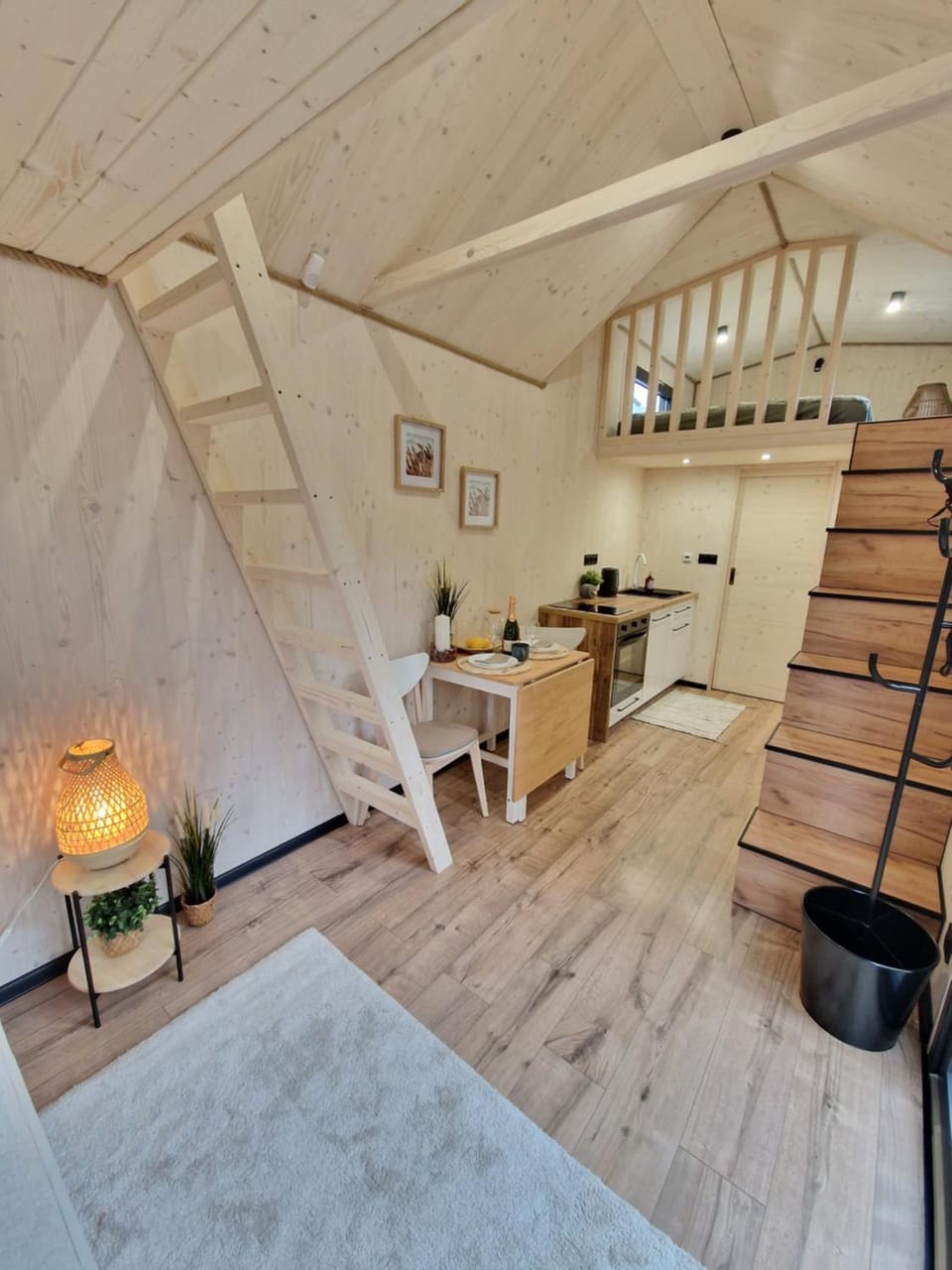 Kitchen or kitchenette, Living room, Dining area