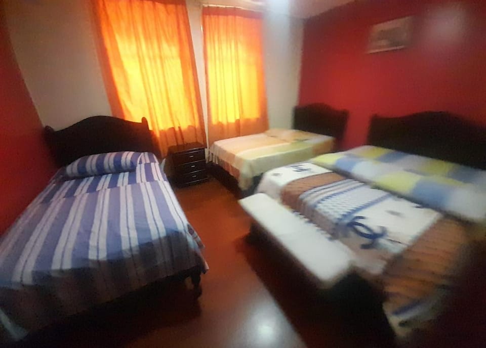 Hostal California Star Bed and Breakfast in Quito
