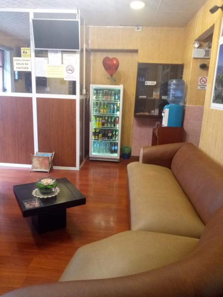 Hostal California Star Bed and Breakfast in Quito