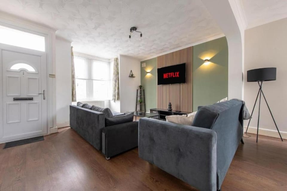 Communal lounge/ TV room, TV and multimedia, Living room, heating, internet