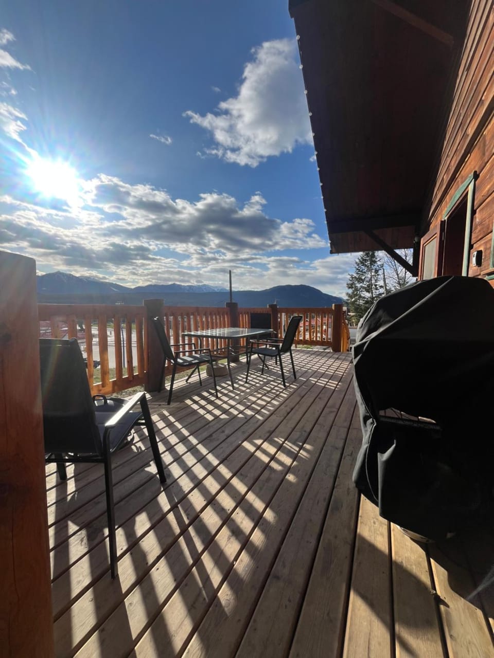 Balcony/Terrace, Mountain view