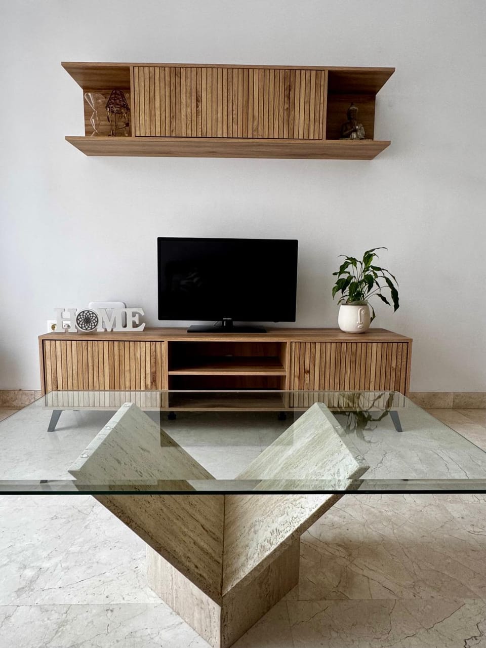 Communal lounge/ TV room, TV and multimedia, Evening entertainment