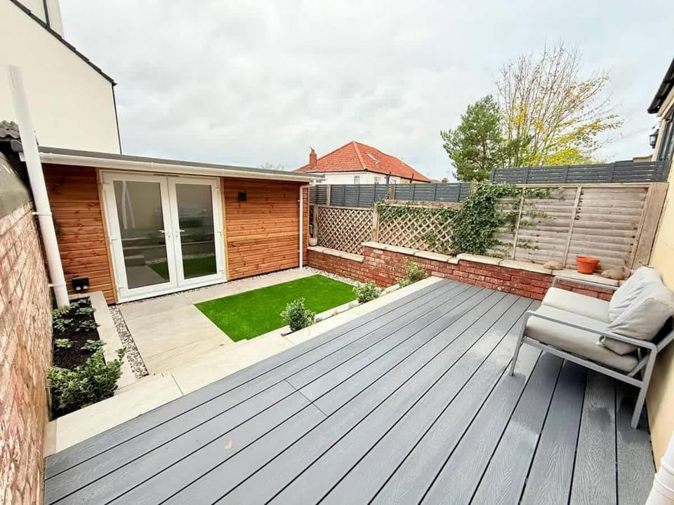 Stunning Ground floor Flat with Garden Apartment in Bristol