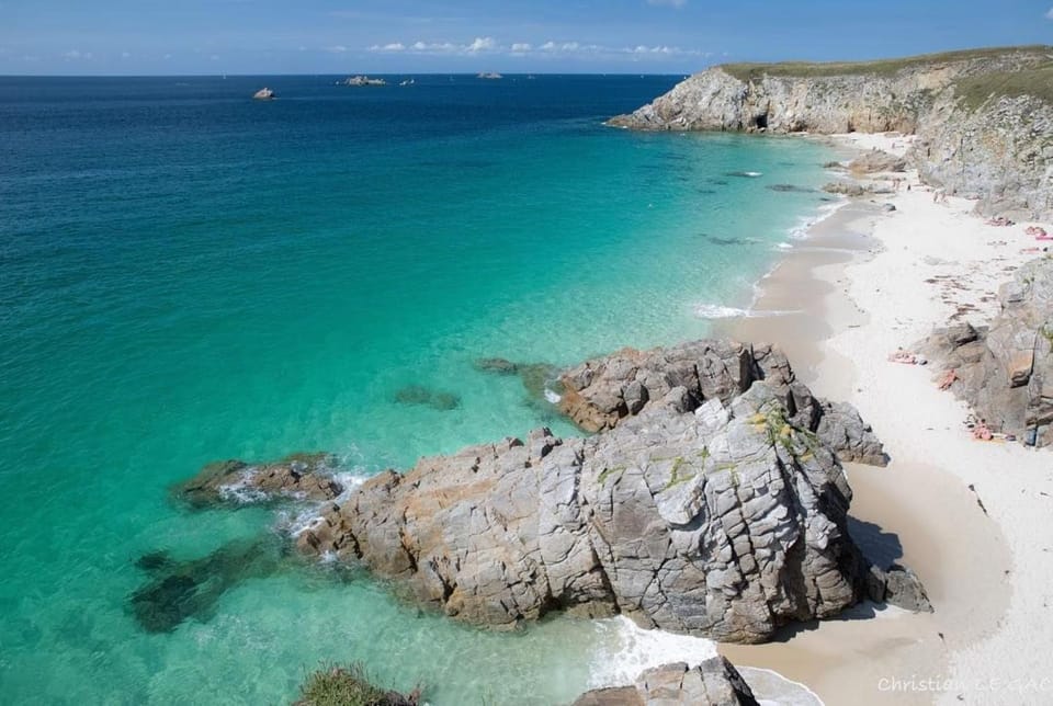 Nearby landmark, Beach