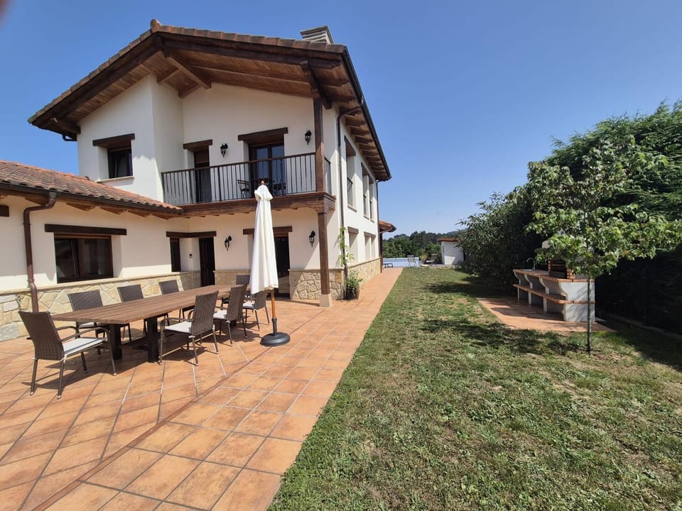 Property building, Balcony/Terrace