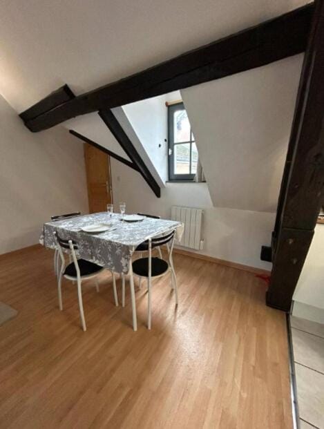 L'Envolée Mansardée - Center Apartment in Chartres