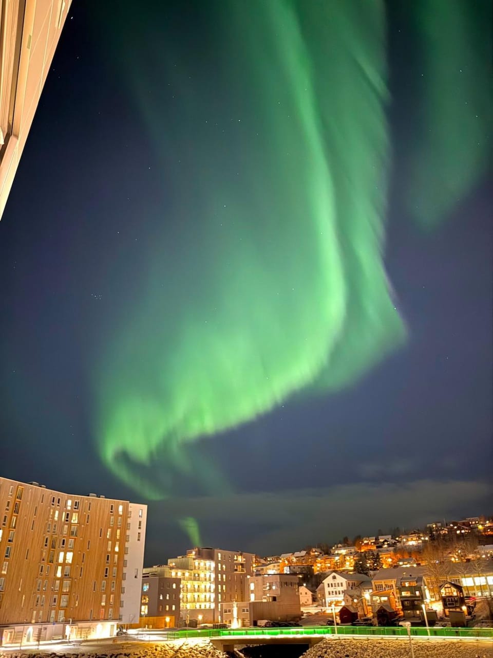 Luxury Panorama Apartment by the Sea with Northern Lights View Apartment in Tromso