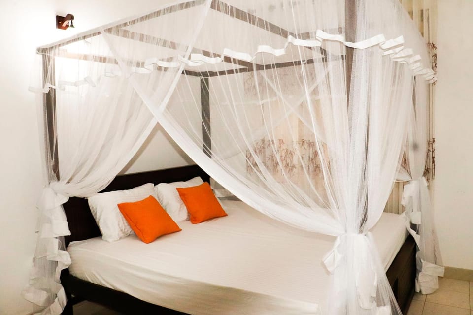 Bed, Bedroom, air conditioner