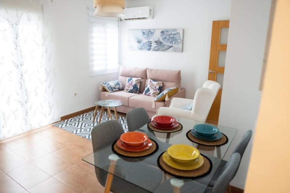 Living room, Dining area