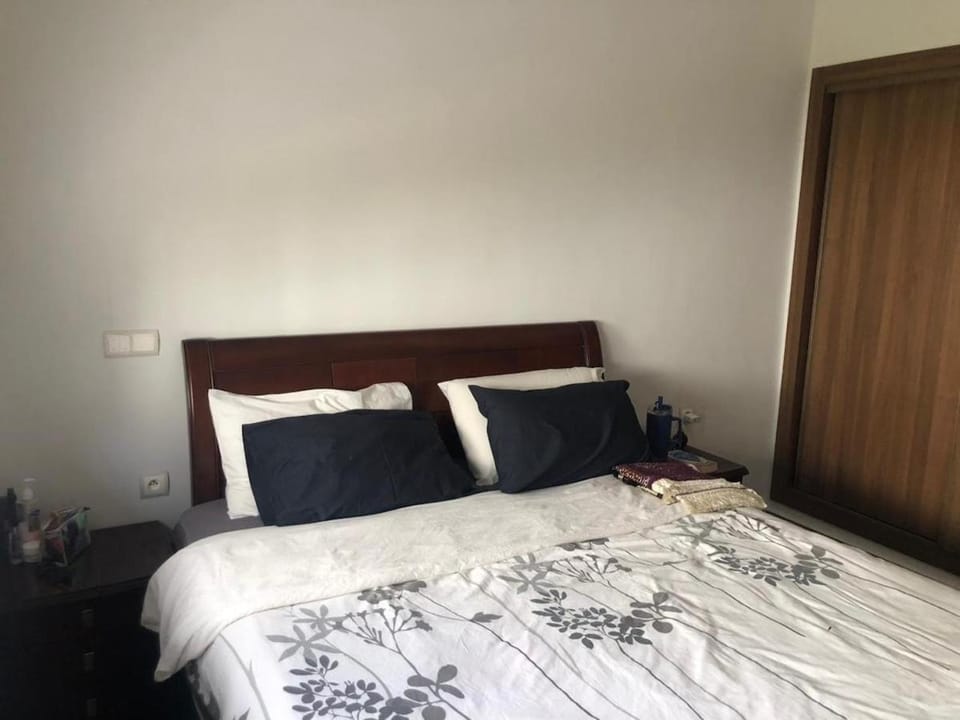 Cozy Studio with pool, fiber optics Apartment in Casablanca-Settat
