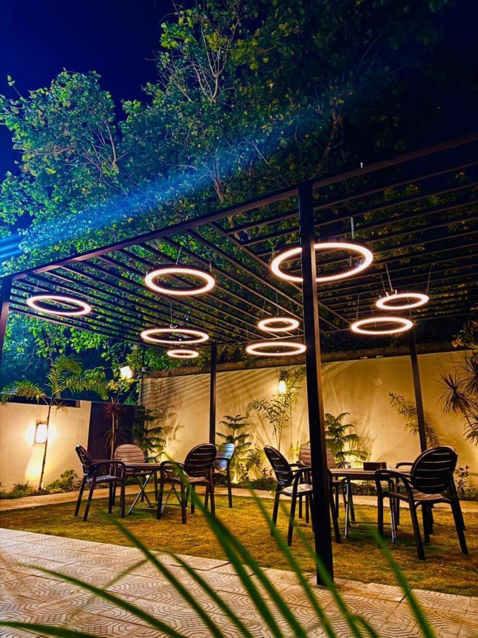 Holiday One Hotel & Suites - DHA-8 Hotel in Karachi