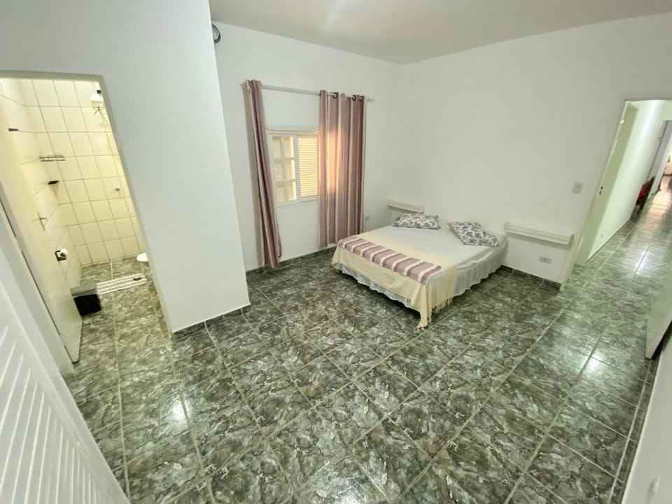 Casa Gonzalez Oliveira House in Itanhaém