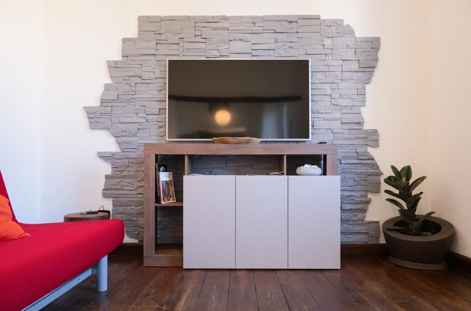 Liberty elegance and design Liberty 91 Apartment in Mantua