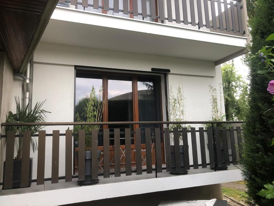 Charmant T1 Annecy velos parking prive Apartment in Annecy