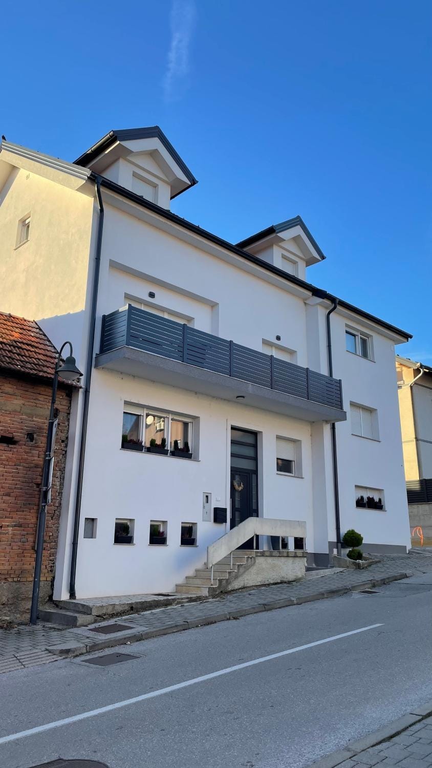 Property building, Day