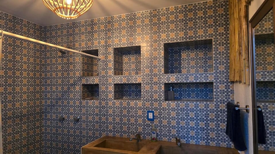 Shower, Bathroom