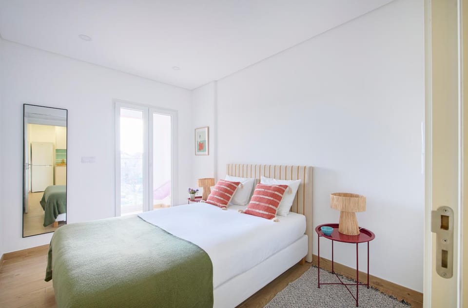 Bed, Bedroom