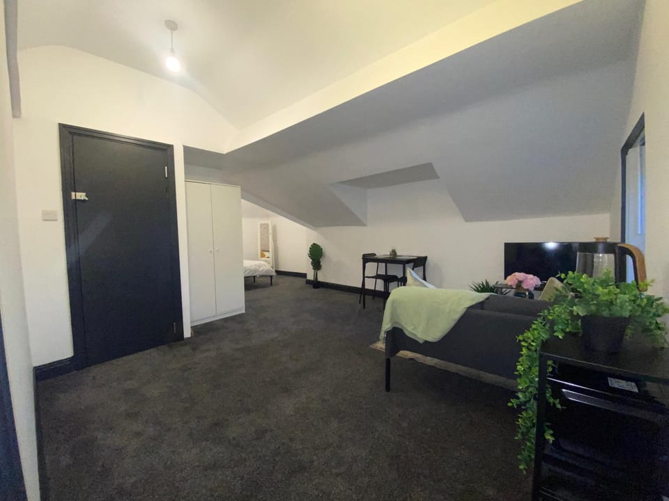 Studio Kitchenette Apartment - PLAB RECOMMENDED Apartment in Manchester