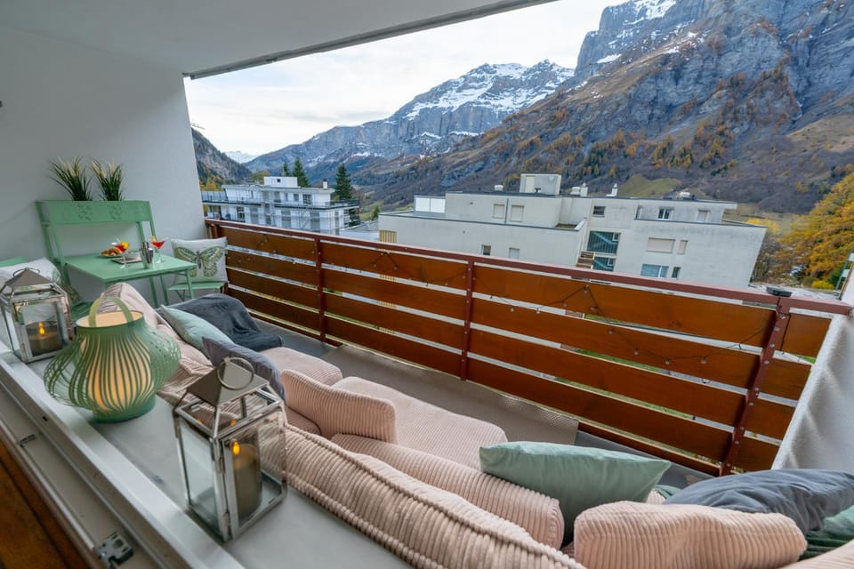 Property building, Patio, Day, Natural landscape, View (from property/room), Balcony/Terrace, Balcony/Terrace, Living room, Seating area, Mountain view