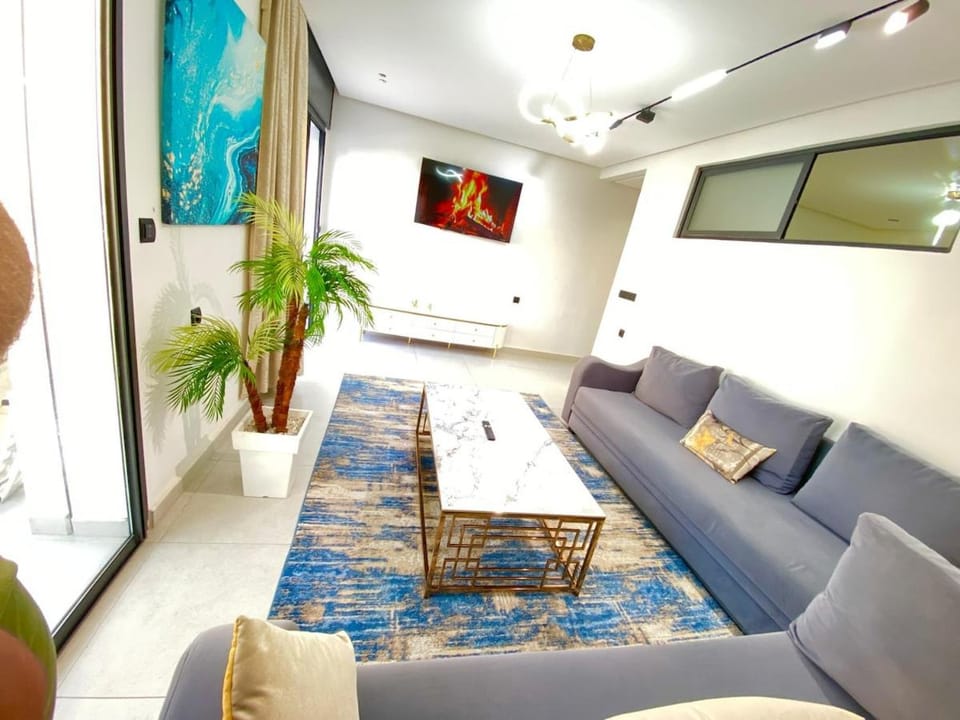 Apartment with balcony 3 minutes from Marina Apartment in Tangier