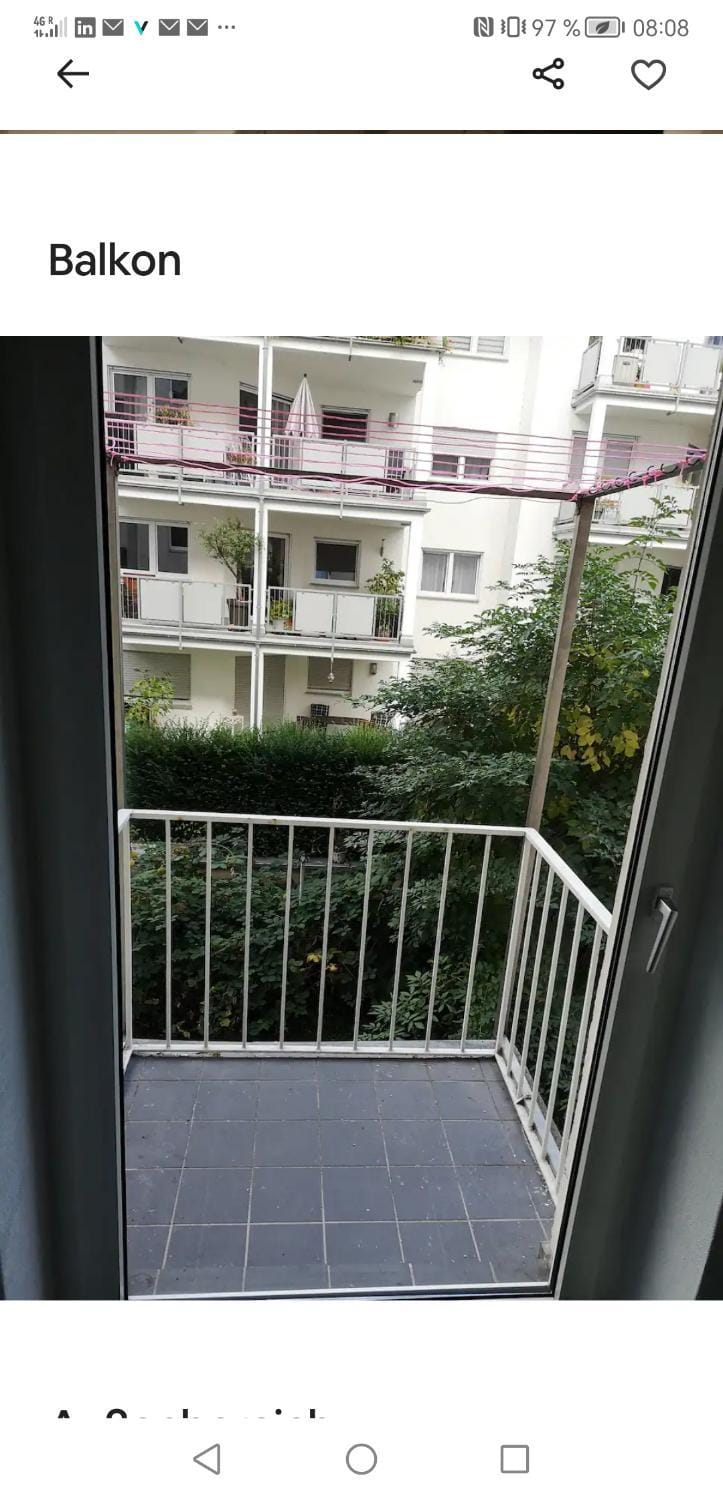 Big privat Zimmer 5 min walk from Railstation Vacation rental in Koblenz