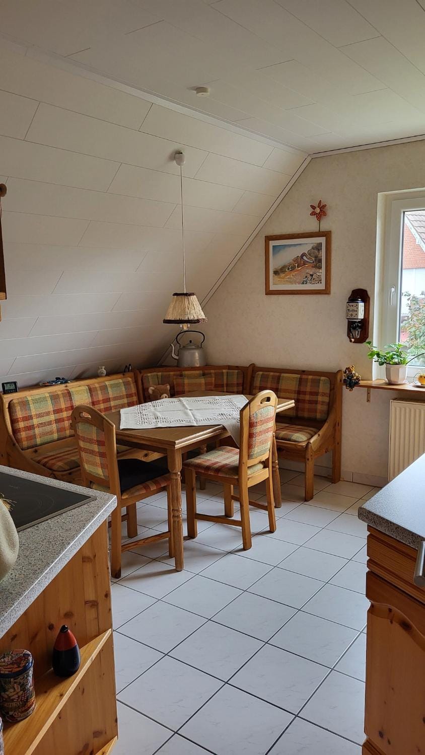 Seating area, kitchen