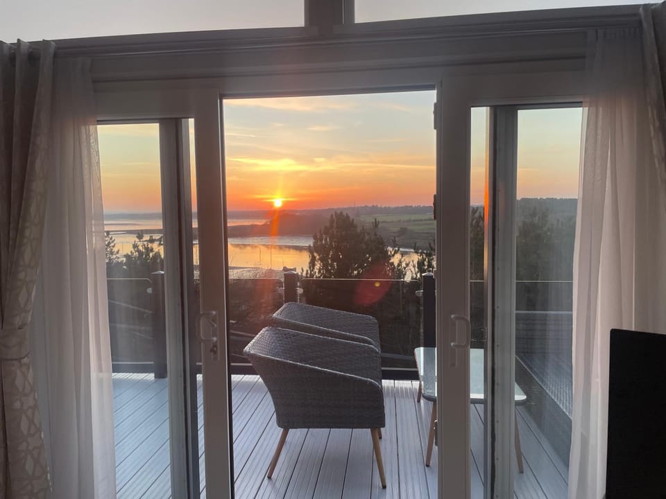 Rockley Park, Poole, Stunning Sea View, Close to Beach House in Poole