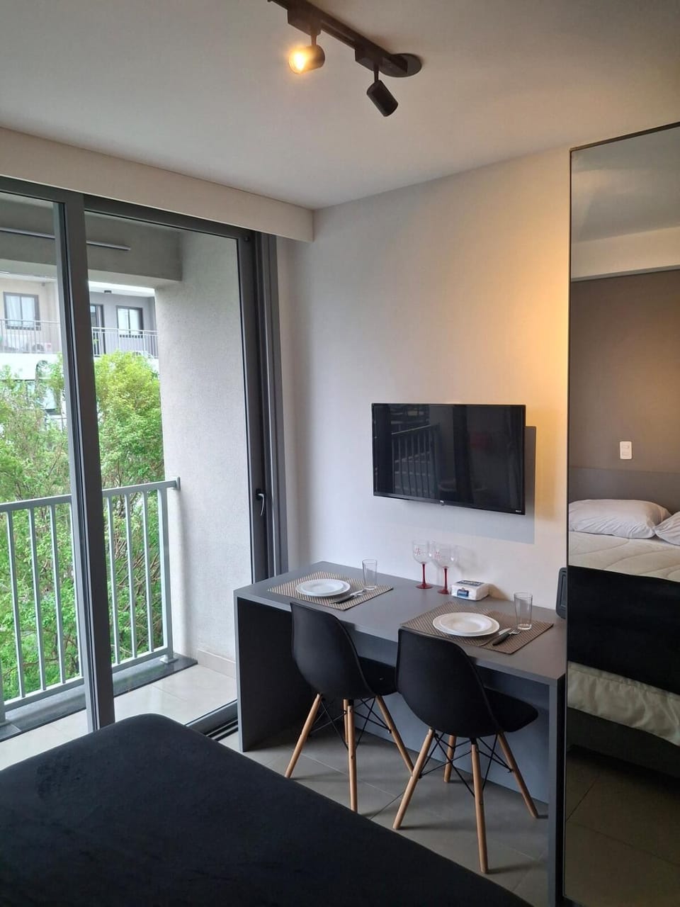Studio Deluxe Moema - Aero CGH, Shopp Ibira, Metrô Apartment in Sao Paulo City