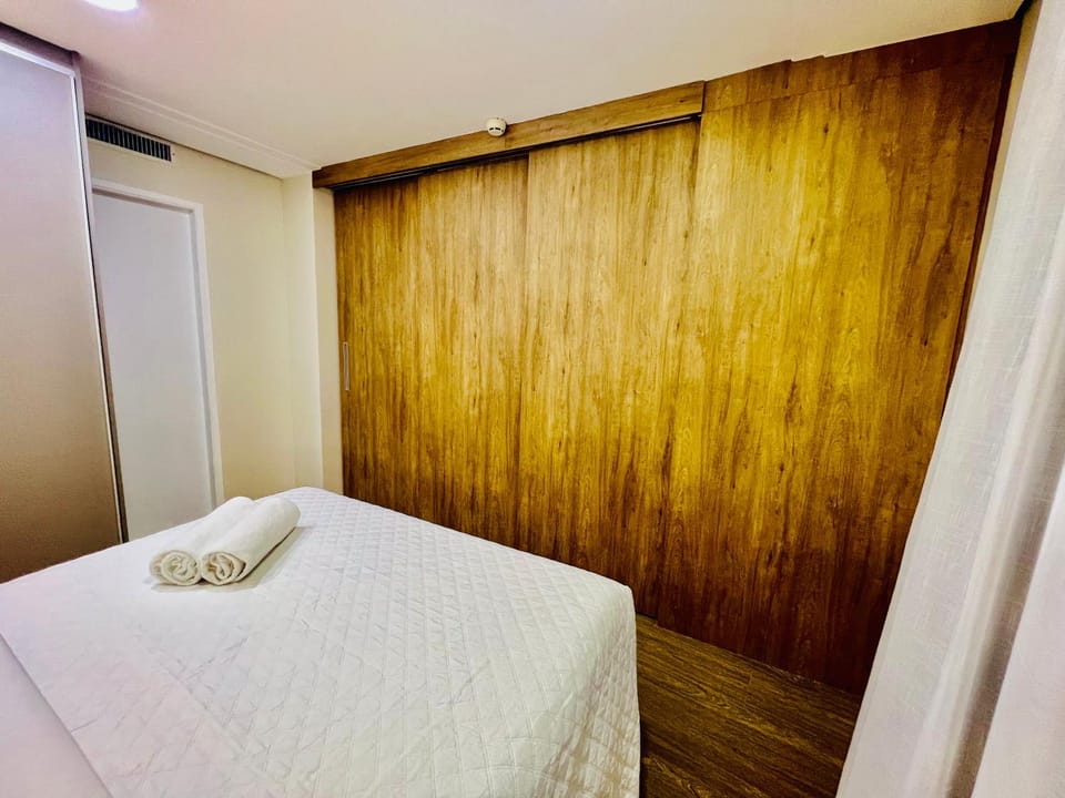 Bed, Bedroom, locker, wardrobe
