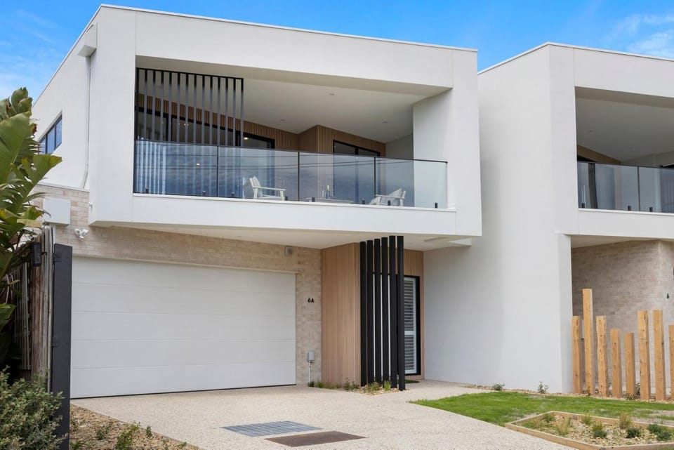 Peninsula Sea Breeze House in Dromana
