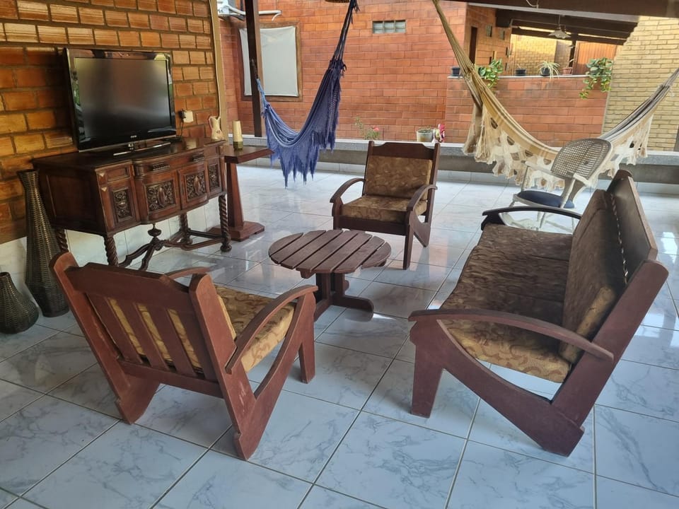 Communal lounge/ TV room, Balcony/Terrace