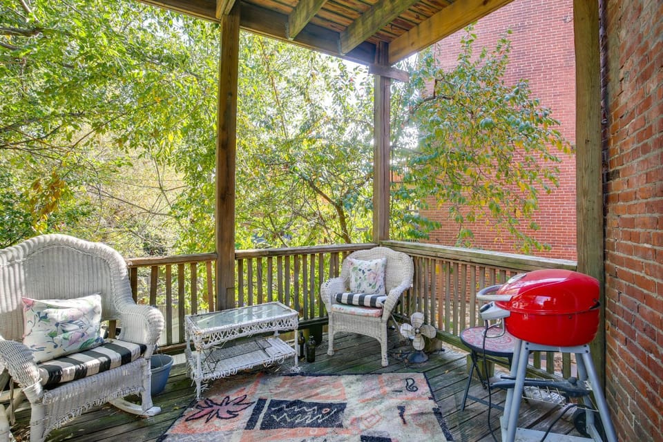 Heart of St Louis! Walkable Soulard Apt w/ Loft Apartment in Saint Louis