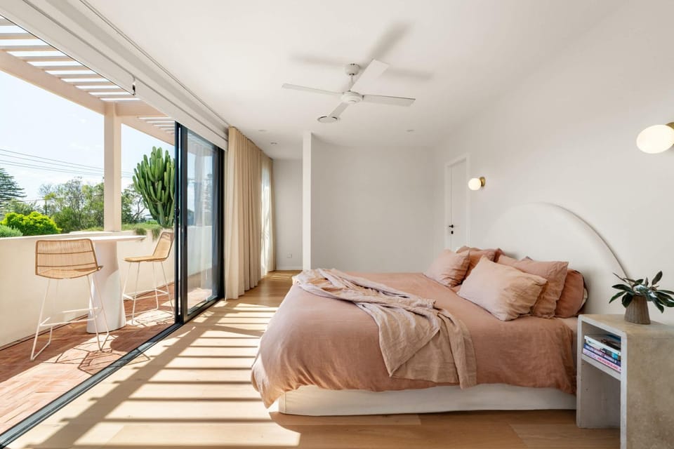 Sol House by Coast Hosting House in Terrigal