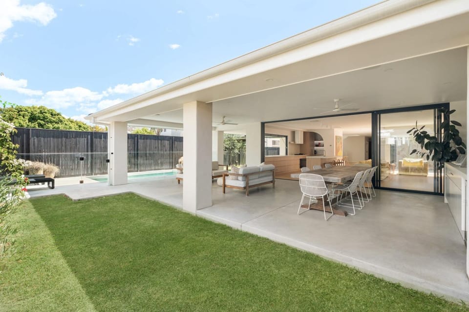 Sol House by Coast Hosting House in Terrigal
