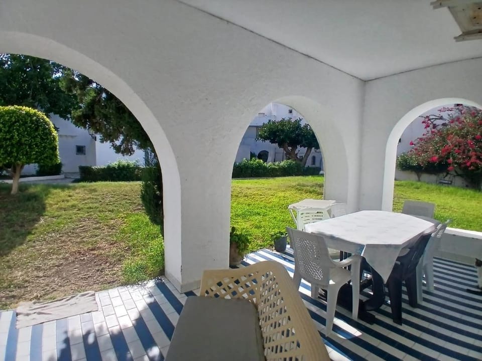Balcony/Terrace, Garden view