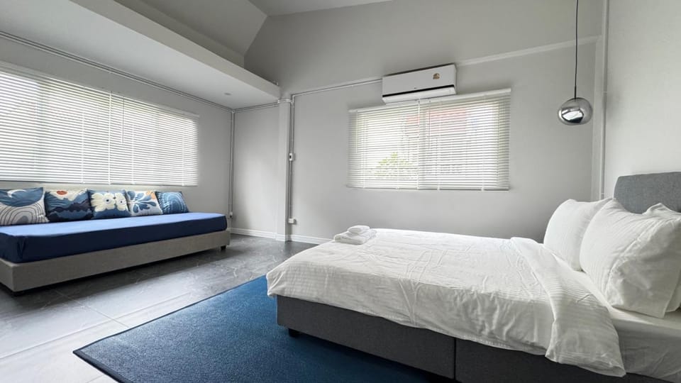 Photo of the whole room, Seating area, Bedroom, air conditioner