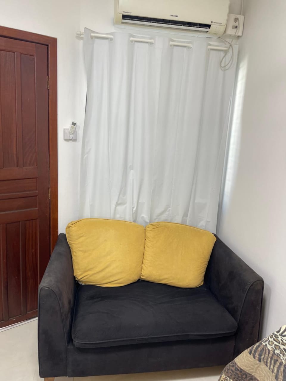 Living room, air conditioner