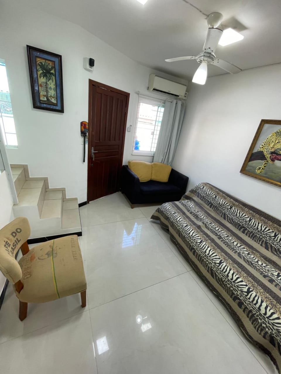 Living room, air conditioner