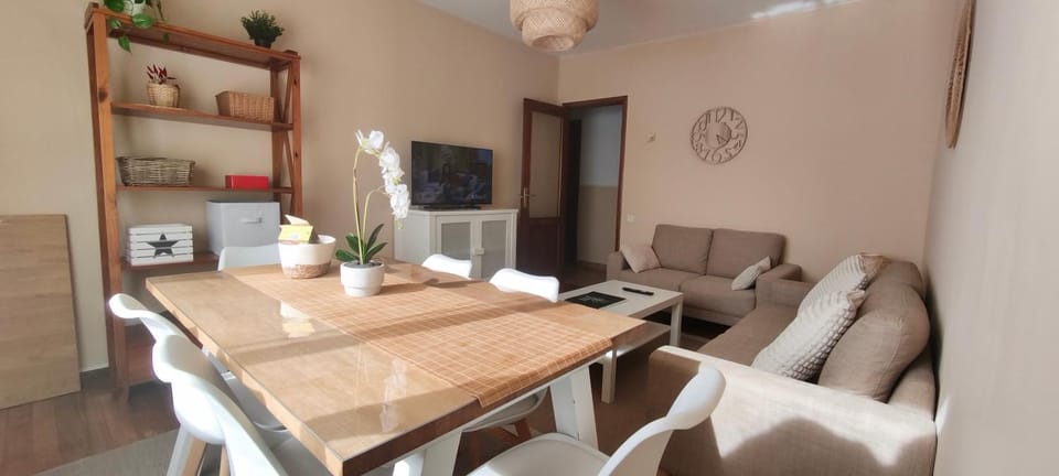 Piso muy luminoso y céntrico 1D Apartment in Santiago de Compostela