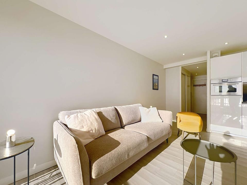 Quiberon - Studio rénové 27m² - Centre-ville - FR-1-478-324 Apartment in Quiberon