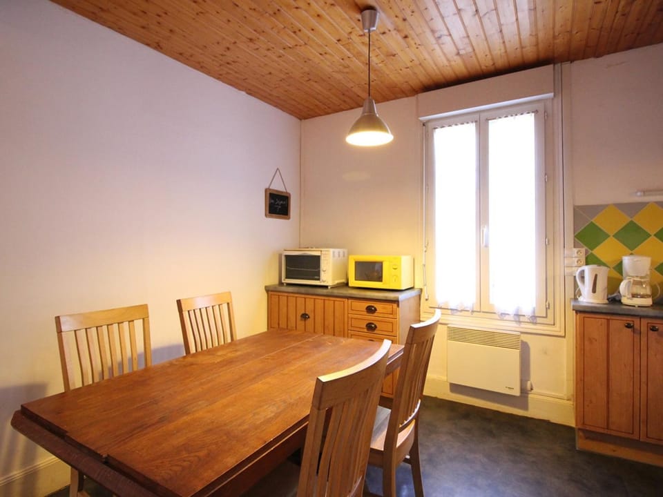 Mont-Dore: F3 40m², Parking, 4 Pers, Près Thermes - FR-1-415-197 Apartment in Auvergne-Rhône-Alpes