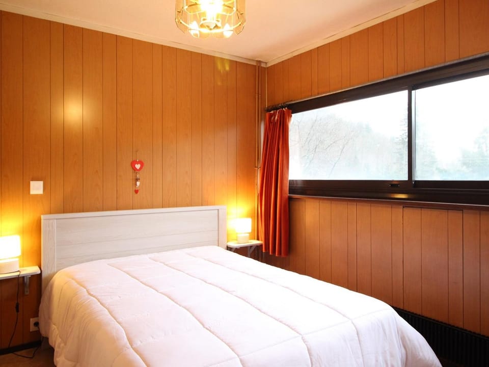 F2 avec Parking et Animaux Acceptés au Mont-Dore - FR-1-415-195 Apartment in Auvergne-Rhône-Alpes