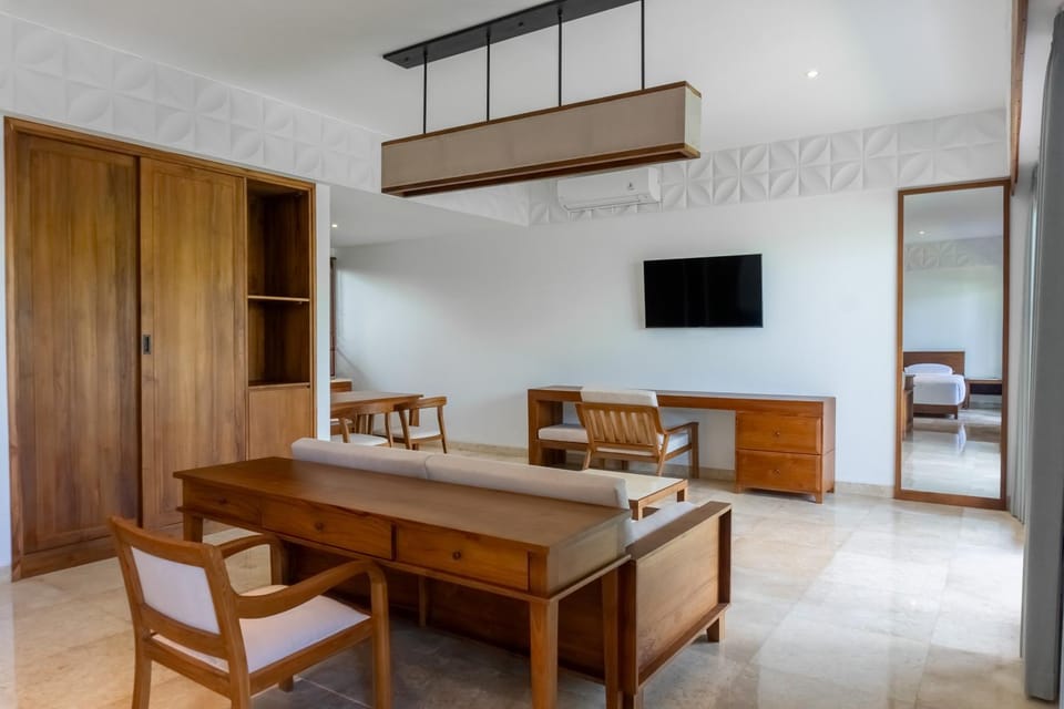 TV and multimedia, Bedroom, wardrobe