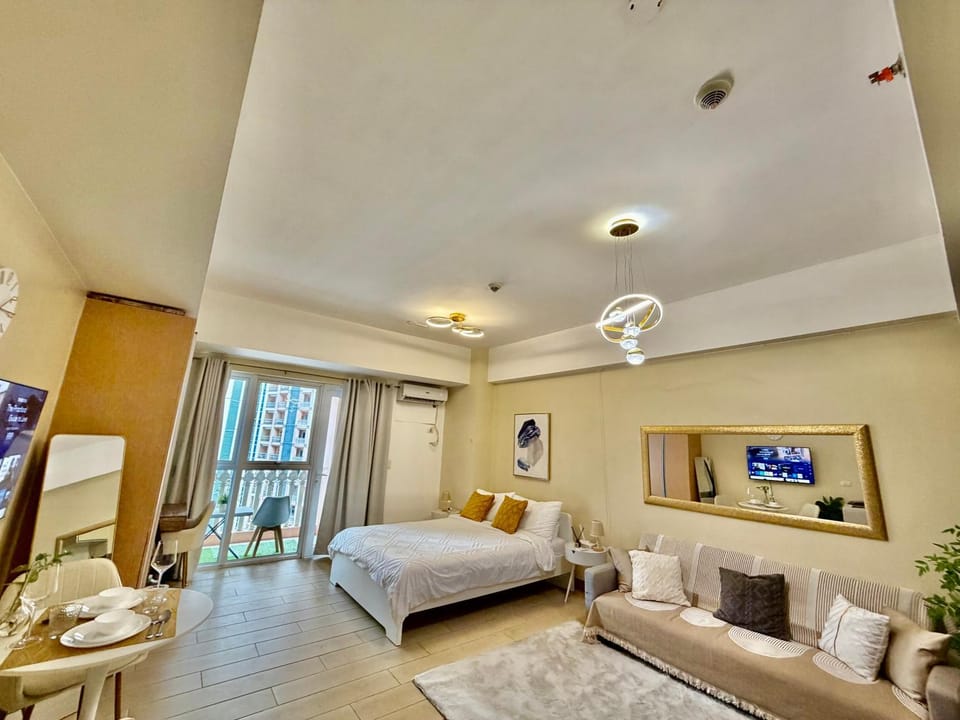 Cozy Apartment in Venice Luxury Residences BGC Apartment in Makati