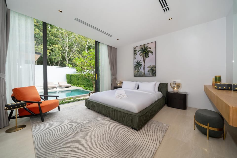 Villa Beautiful swimming pool Free airport Pick up from 7 days Villa in Phuket