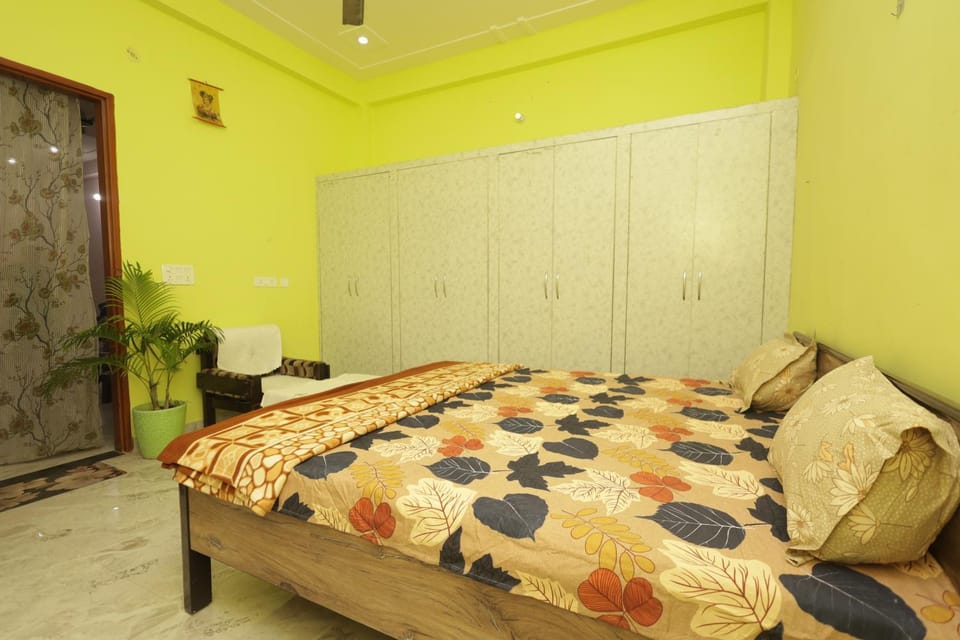 Hare Krishna Homestay Vacation rental in Lucknow