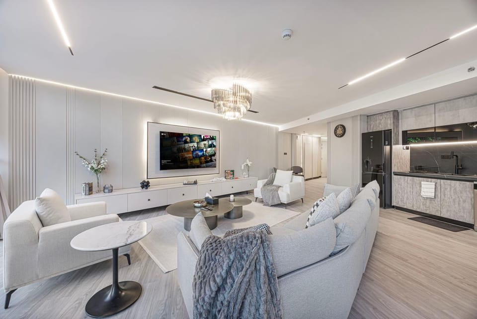 Communal lounge/ TV room, TV and multimedia, Living room, Seating area
