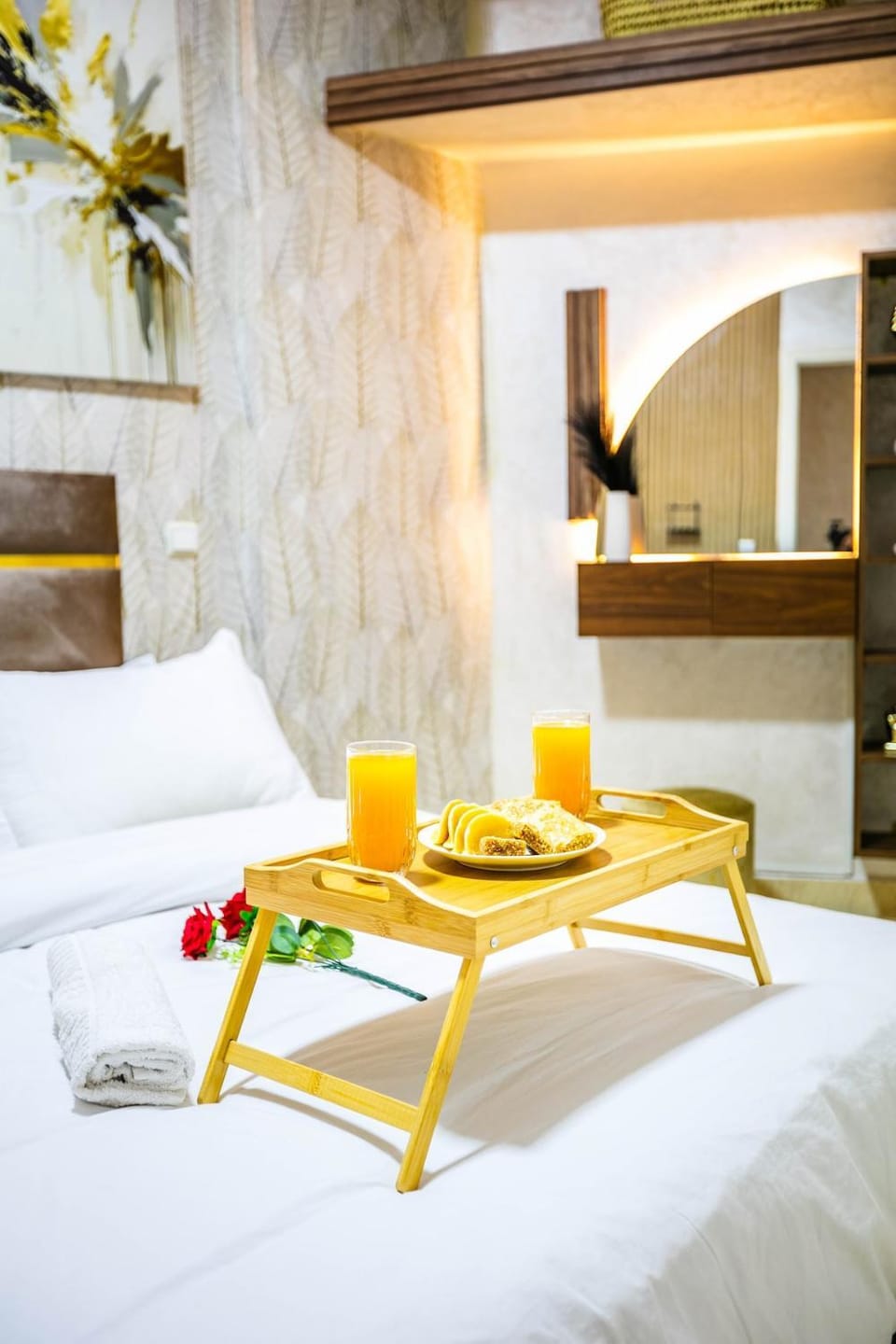 Stylish Apartment in Gueliz by Train And Majorelle Apartment in Marrakesh